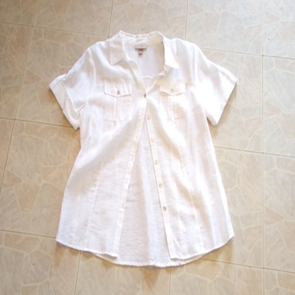 Roz & Ali Button up top